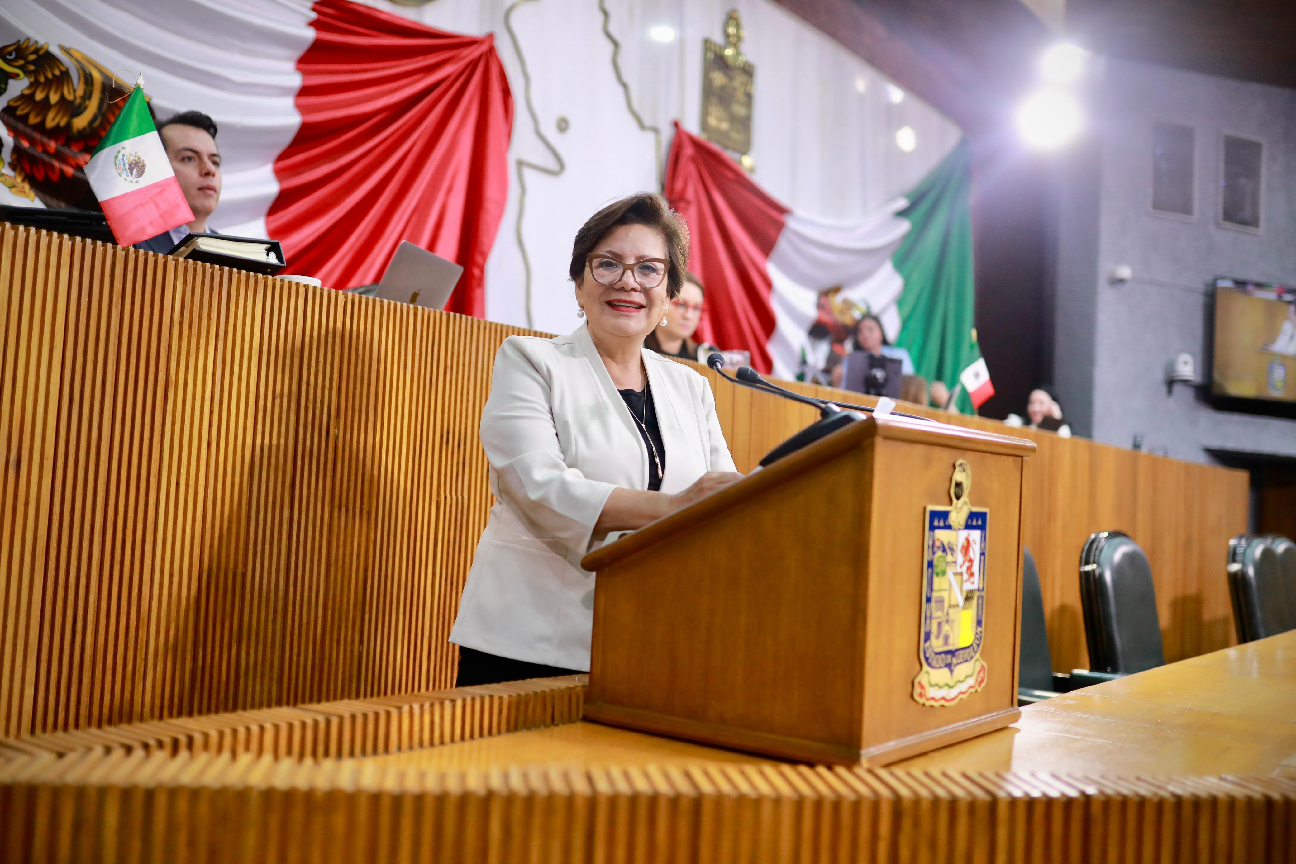 URGE ELSA ESCOBEDO RETIRO DE CABLEADO EN DESUSO EN APODACA 