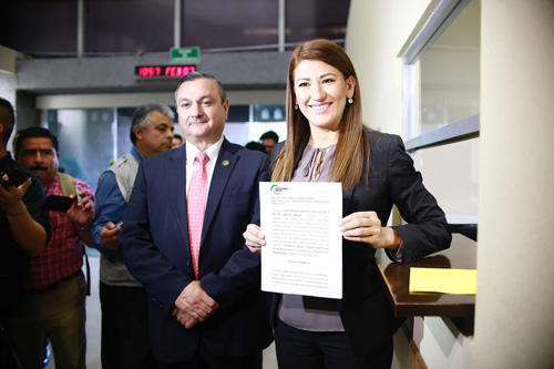 SOLICITAN OTORGAR INCENTIVOS FISCALES A EMPRESAS QUE CONTRATEN CONNACIONALES REPATRIADOS