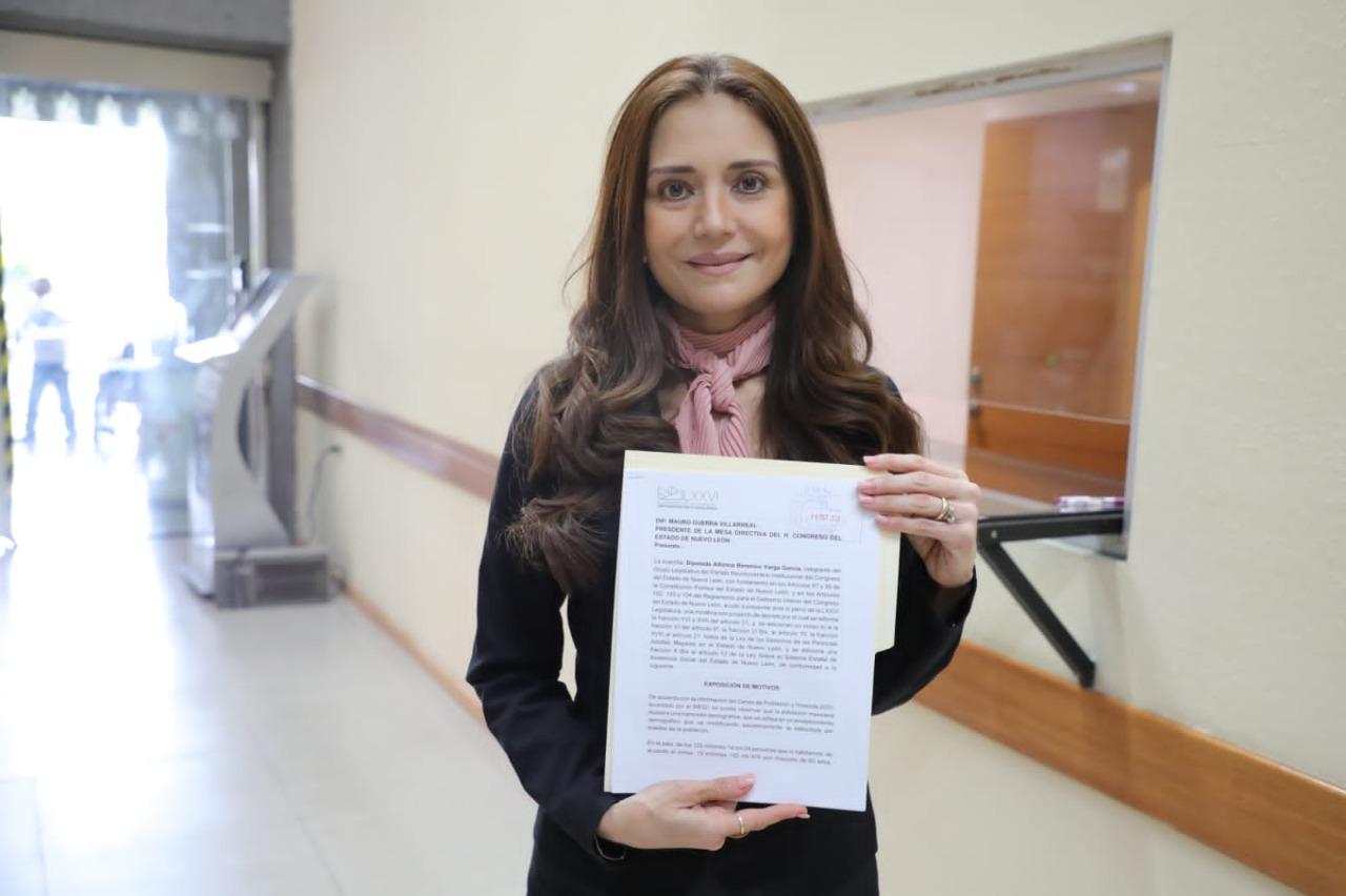 PROPONE ALHINNA VARGAS RESIDENCIAS DE DÍA PARA ADULTOS MAYORES