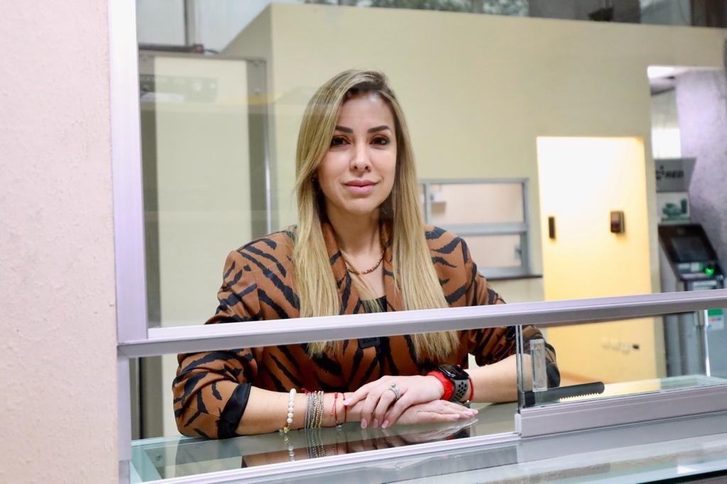    PIDE PERLA VILLARREAL A PROFECO VIGILAR COMPRA DE ÚTILES ESCOLARES