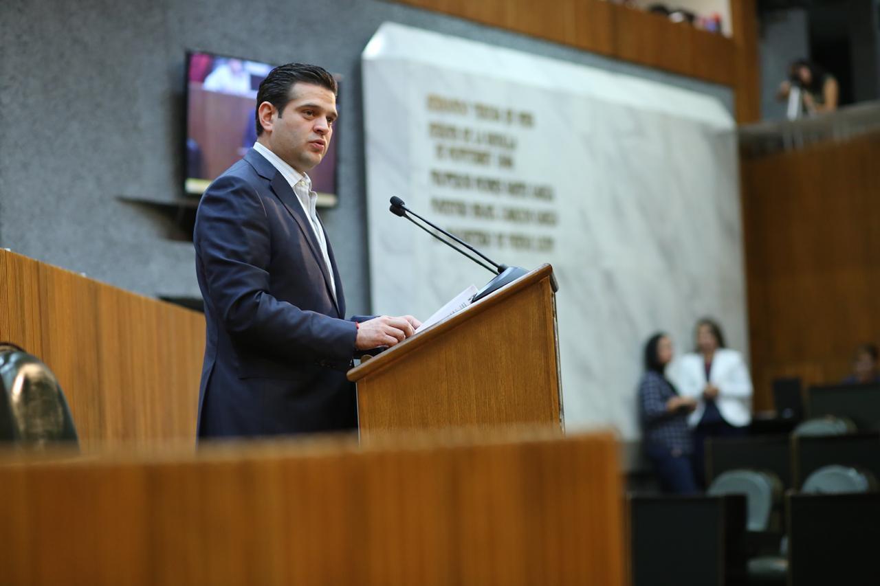 Presenta bancada del PRI reforma para que existan los gabinetes paritarios