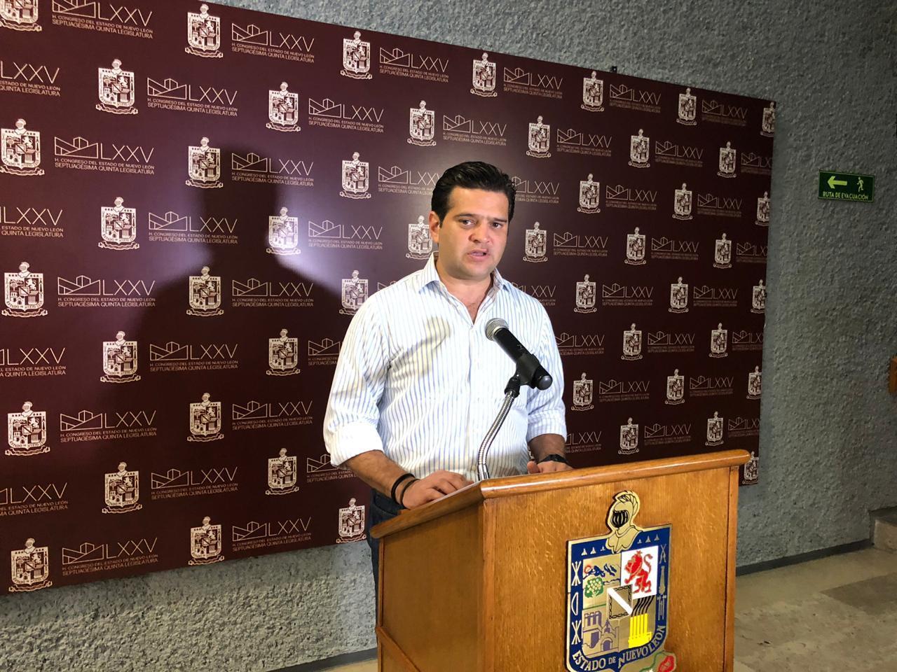 URGE PRI A PONER EN MARCHA LÍNEA 3 DE METRO