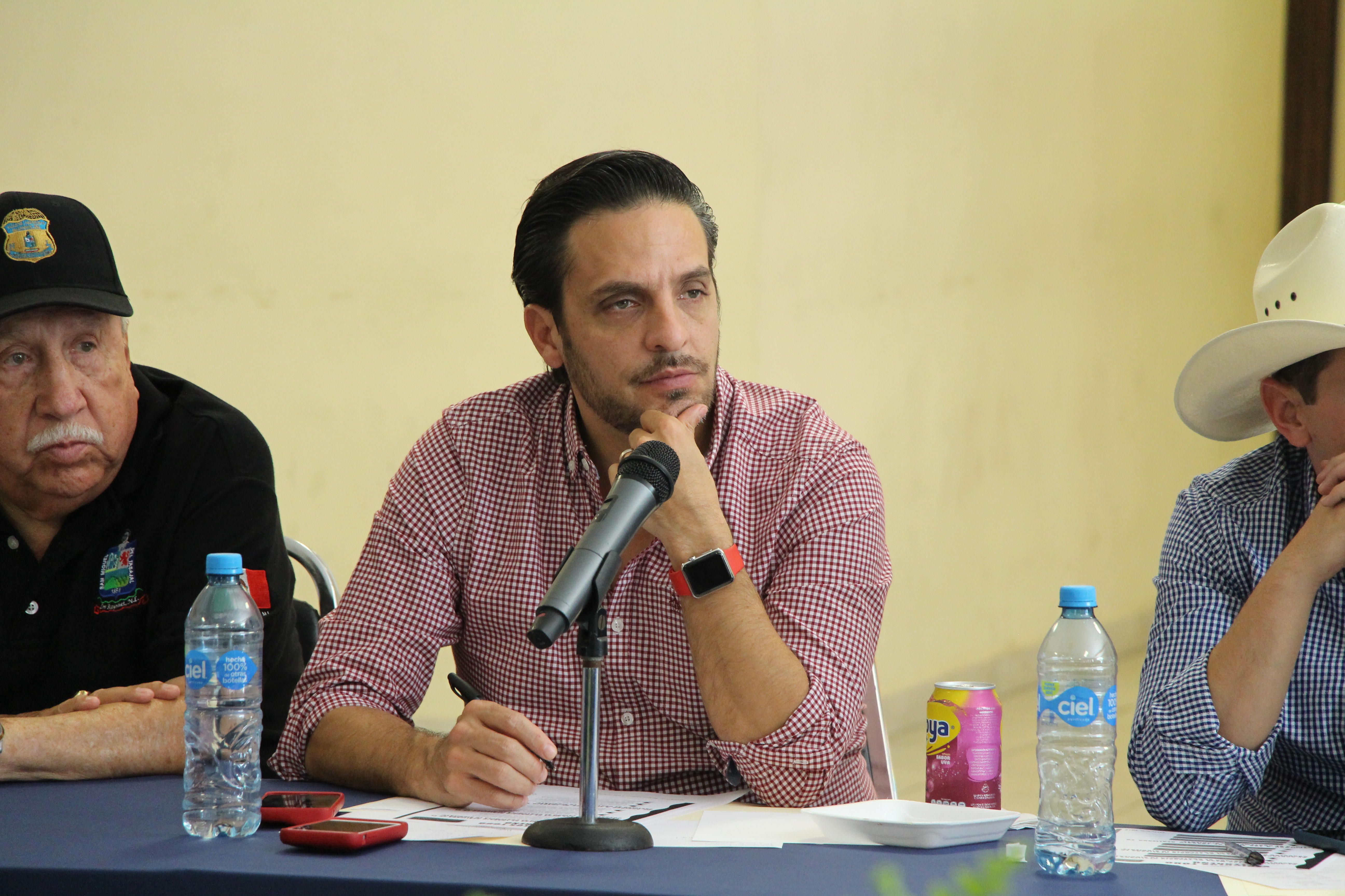 AVANZA PRÓXIMA REGULARIZACIÓN DE VEHÍCULOS  RZR