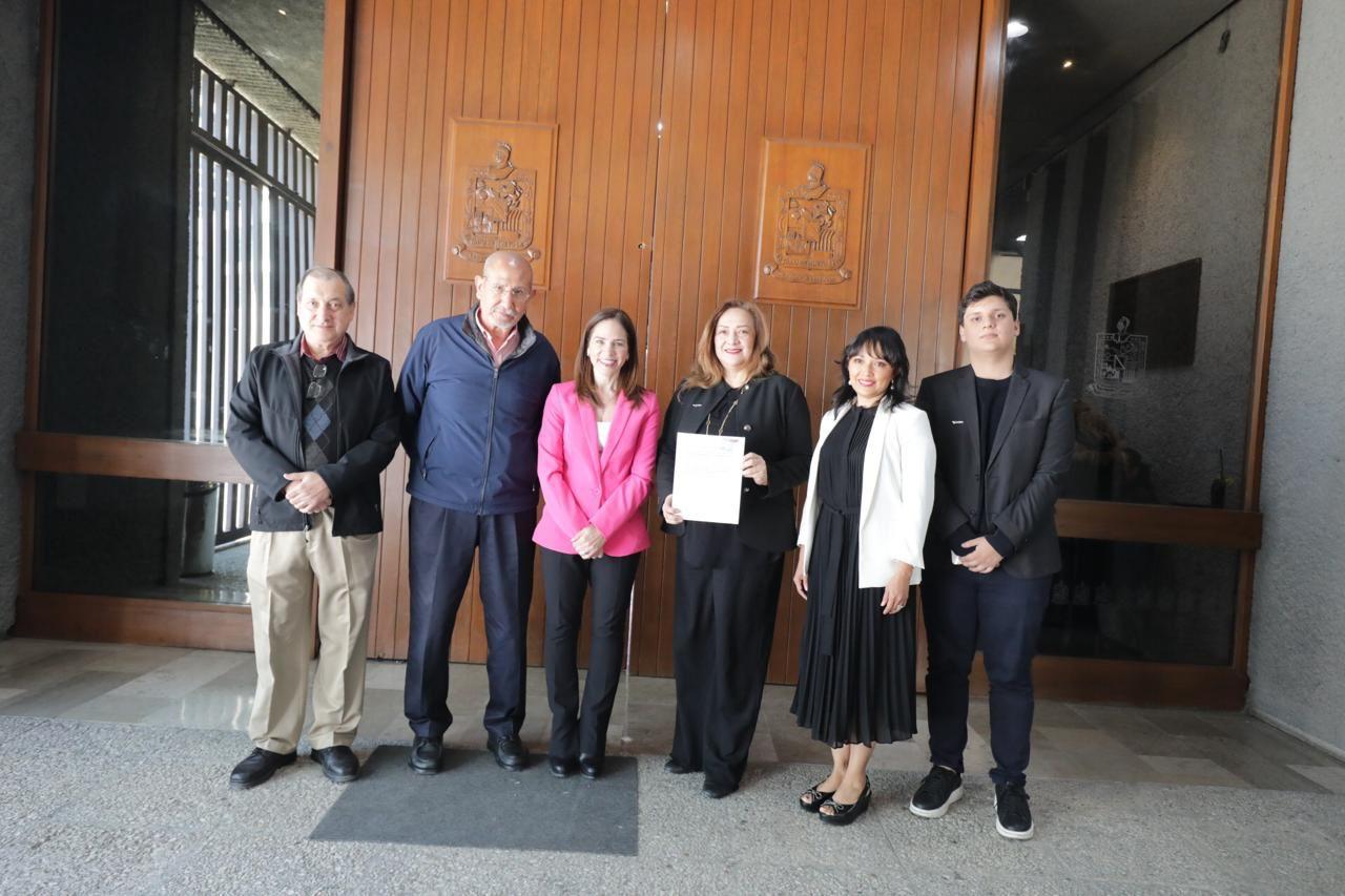 BUSCA IVONNE ÁLVAREZ COMBATIR LA TRATA DE MENORES