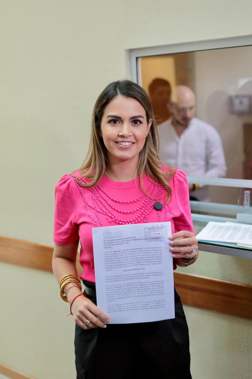 LORENA DE LA GARZA PRESENTA INICIATIVA PARA EVITAR DIPUTADOS FALTISTAS