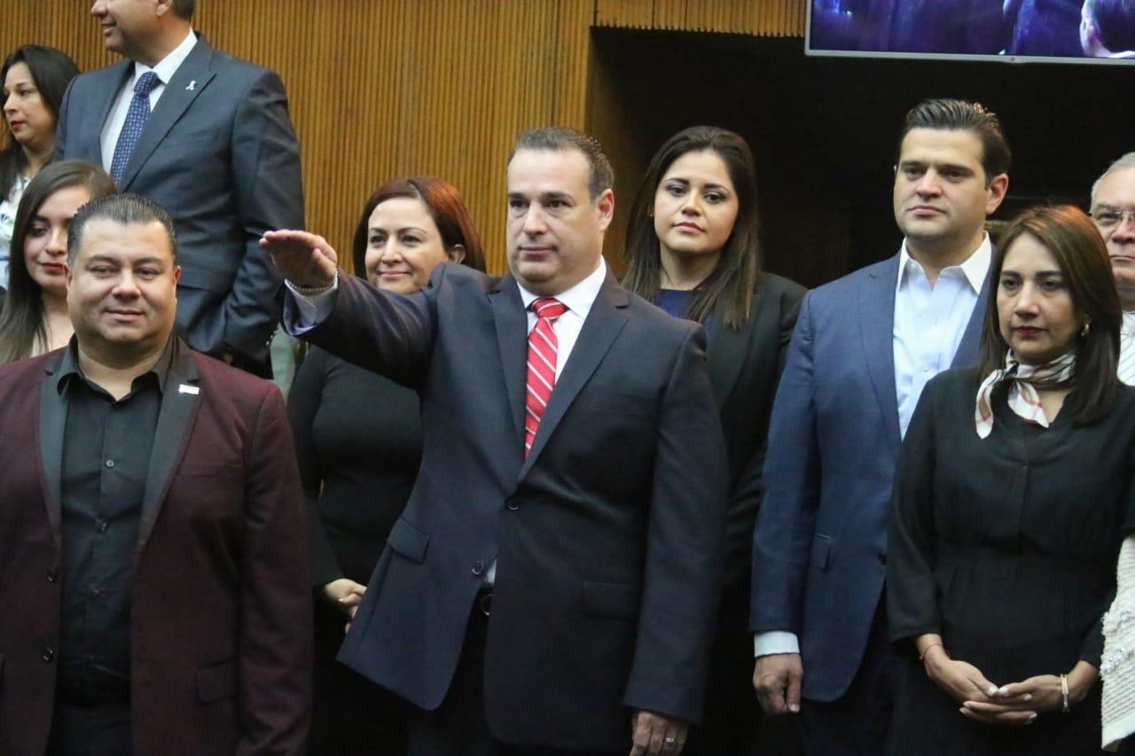 RINDE PROTESTA DIPUTADO JORGE DE LEÓN FERNÁNDEZ