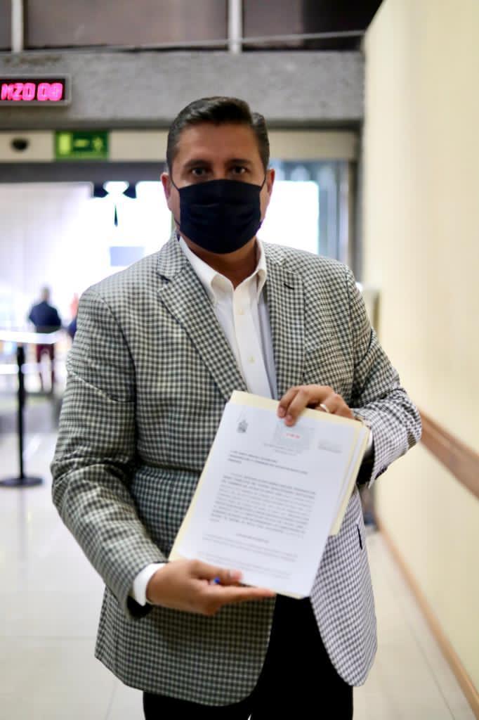 PLANTEA IBARRA QUE SISTEMA DE BECAS TENGA REGLAS CLARAS