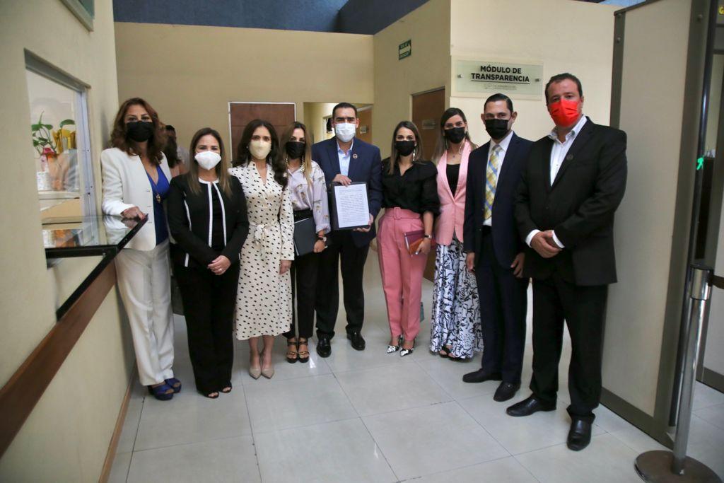 PROPONE HERIBERTO TREVIÑO QUE DEUDORES ALIMENTARIOS NO PUEDAN SALIR DEL PAÍS