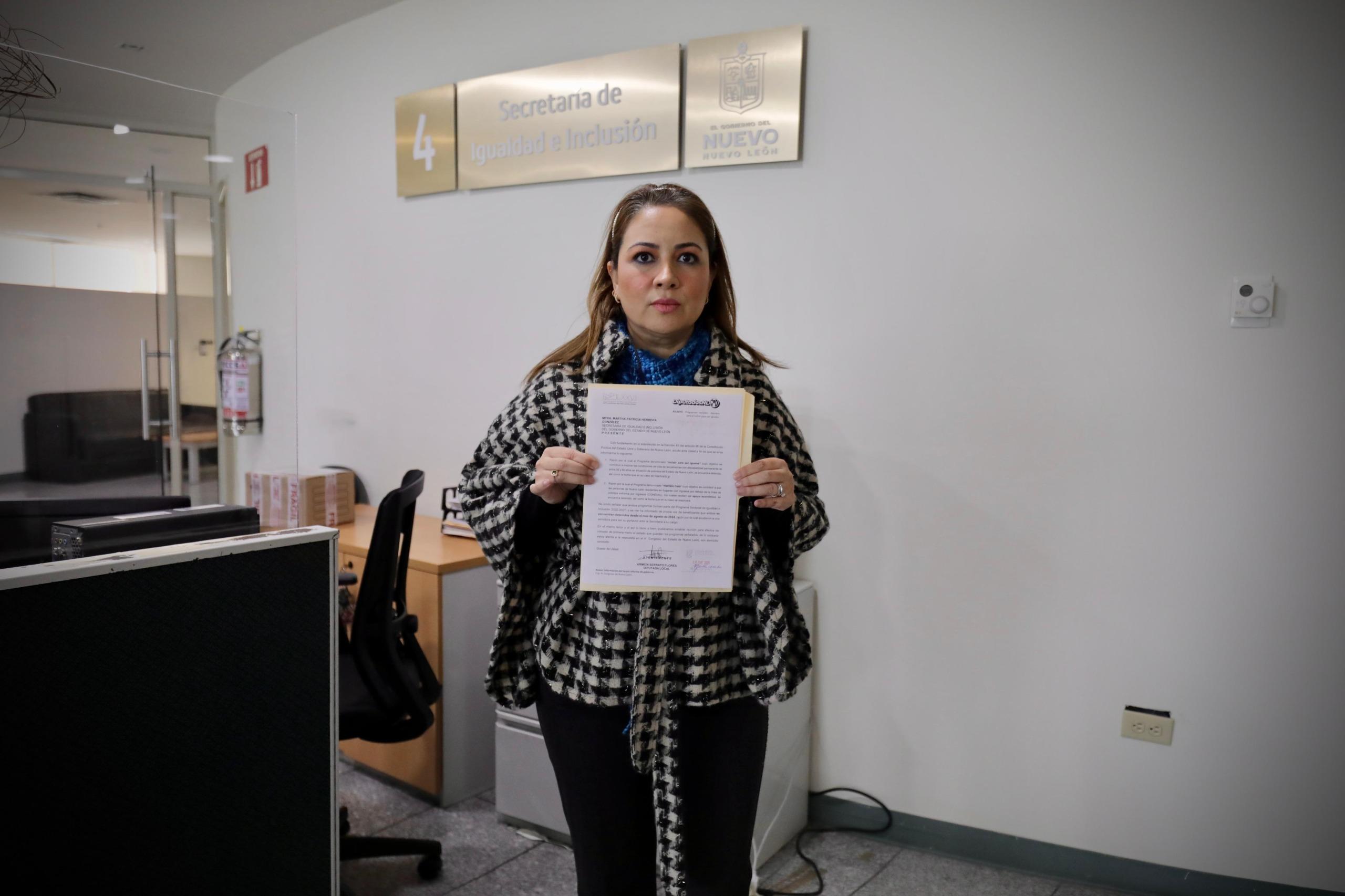 DENUNCIA ARMIDA SERRATO SUSPENSIÓN DE PROGRAMAS SOCIALES