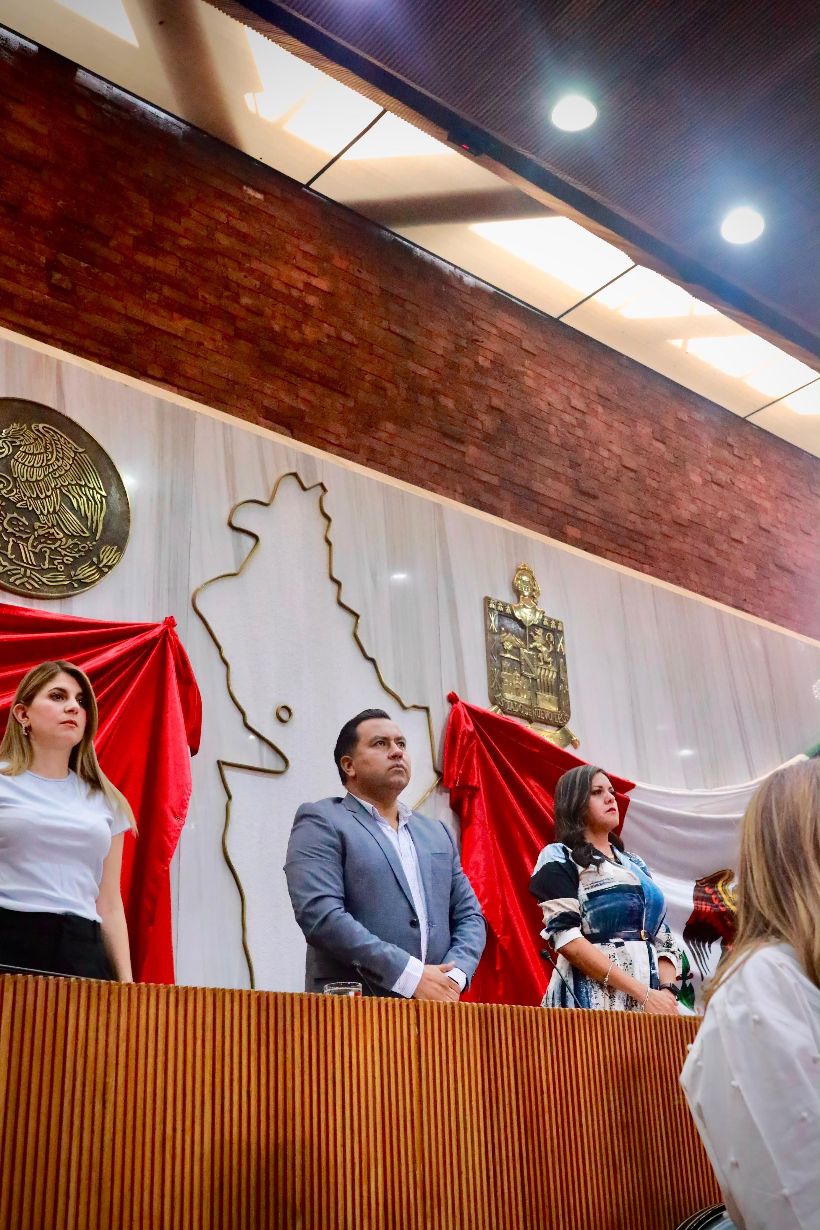 REALIZA CONGRESO MINUTO DE SILENCIO EN HONOR DE ELEMENTOS DE FUERZA CIVIL FALLECIDOS EN CUMPLIMIENTO DE SU DEBER 