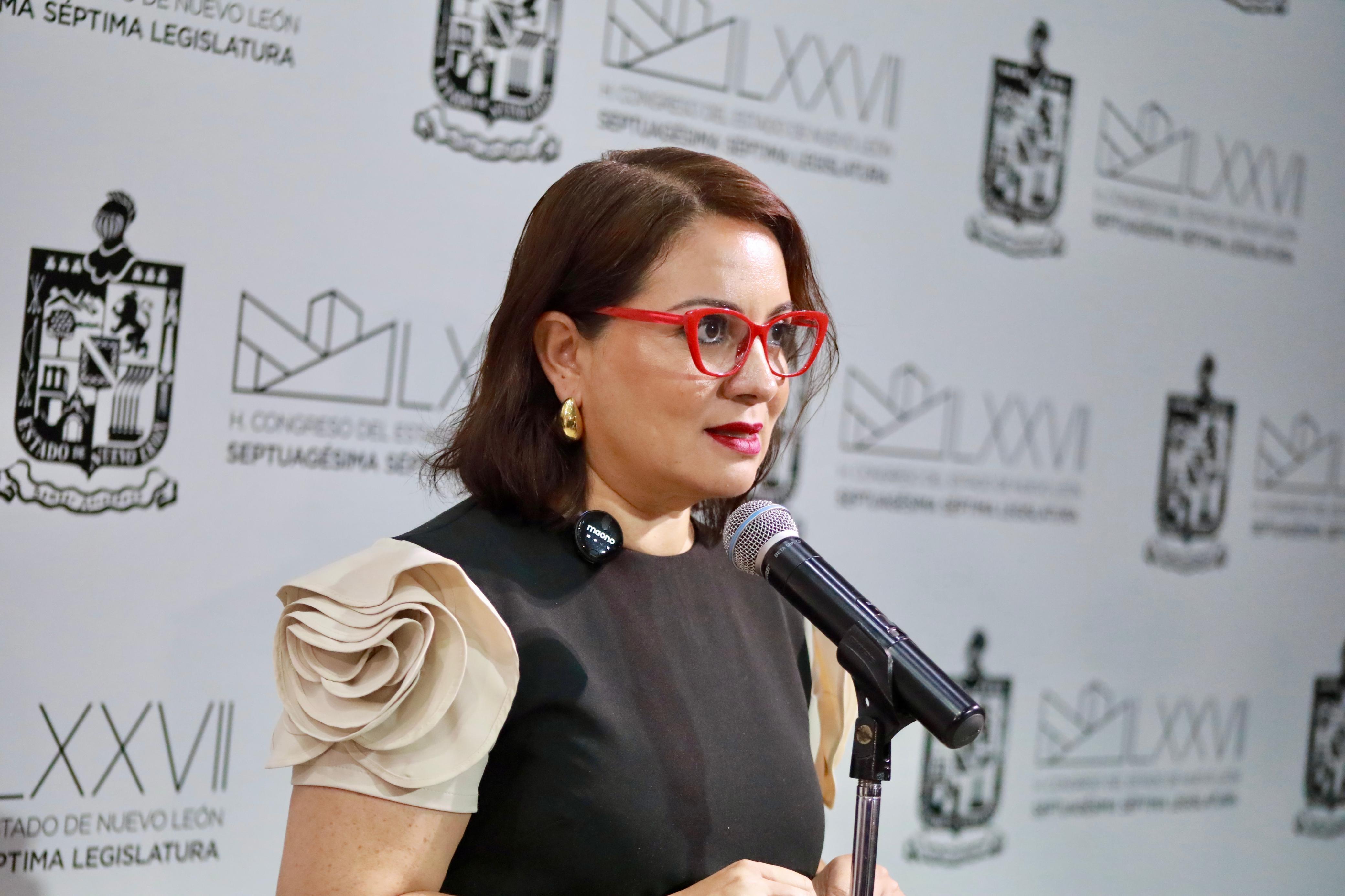 DENUNCIA ARMIDA SERRATO NUEVO RETRASO EN PAGO DE PROGRAMAS SOCIALES 