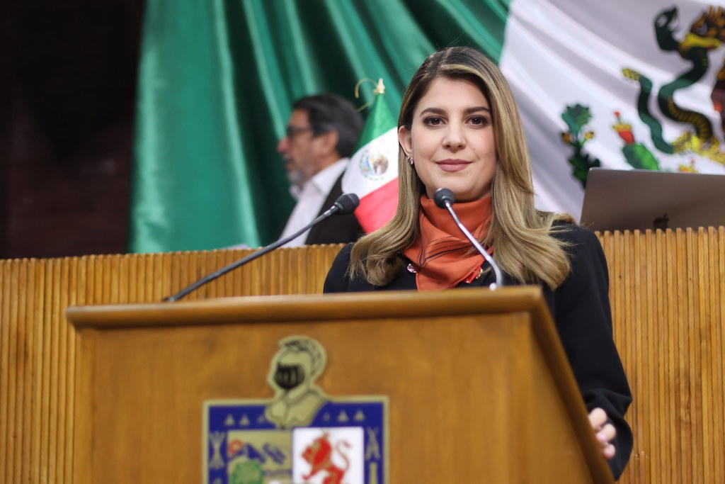 URGEN A PAVIEMNTAR LA COLONIA LA ERMITA