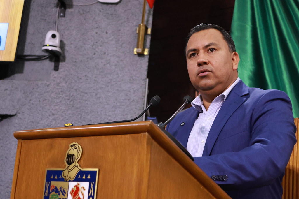 PLANTEA JOSÉ MANUEL VALDEZ CAPACITAR EN DERECHOS HUMANOS A SERVIDORES PÚBLICOS