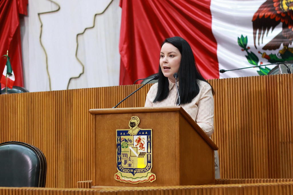 PROPONE BRENDA VELÁZQUEZ PAGO CON TARJETA BANCARIA EN TRANSPORTE PÚBLICO EN NL