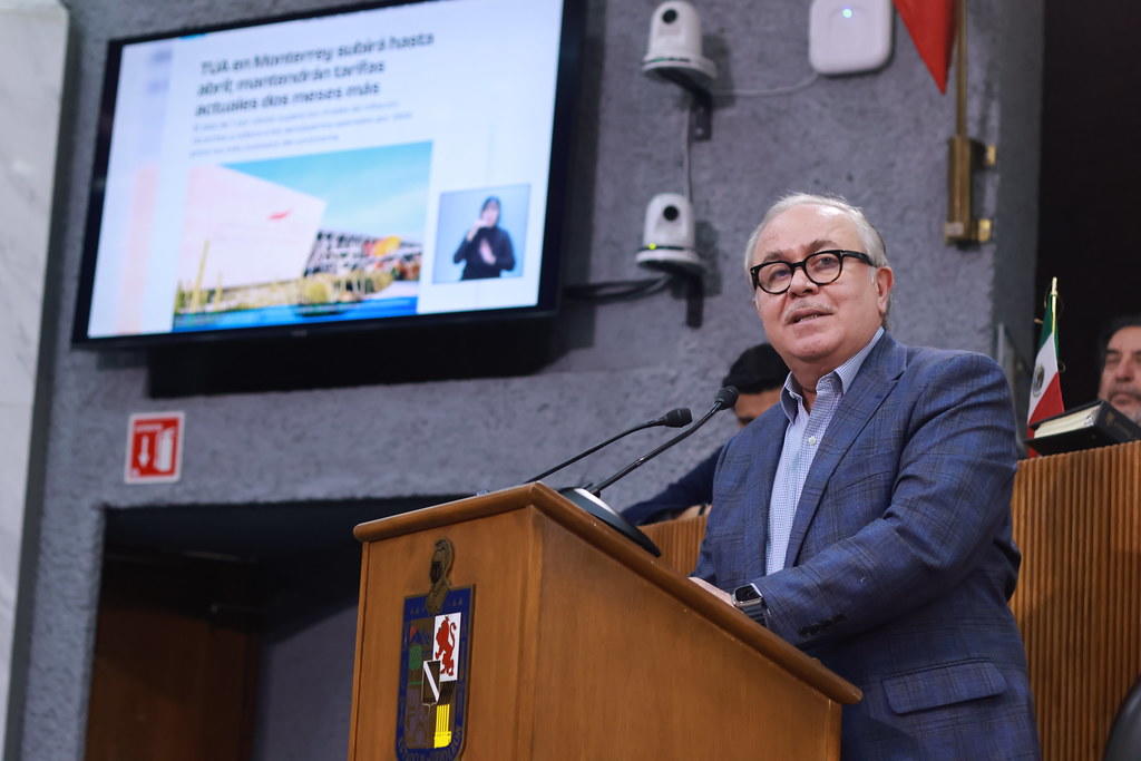 EXIGE HÉCTOR MORALES ACELERAR REMODELACIÓN DEL AEROPUERTO Y BAJAR TUA