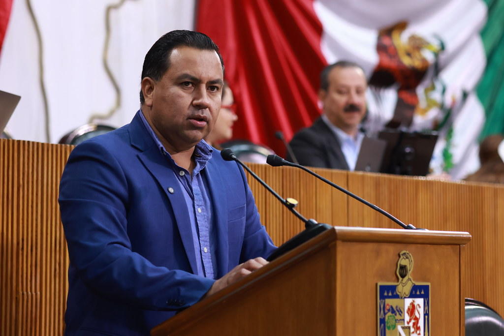 EXHORTA JOSÉ MANUEL VALDEZ GARANTIZAR BECAS EDUCATIVAS EN ZONA RURAL