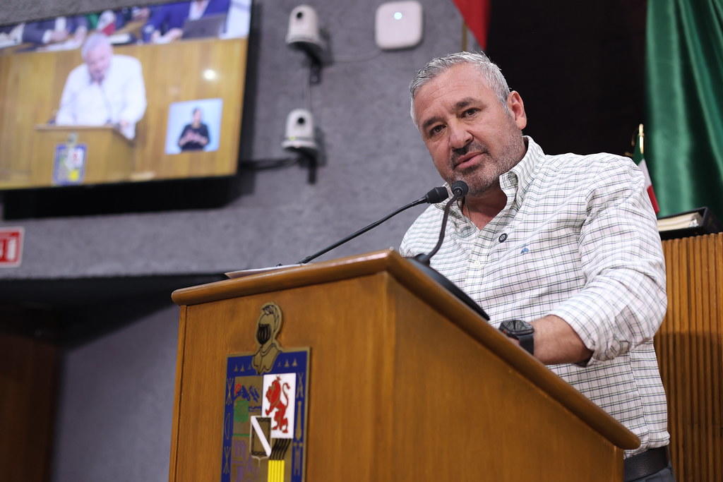 PROPONE JAVIER CABALLERO CONSTRUIR DISTRIBUIDOR VIAL EN CARRETERA SAN MATEO