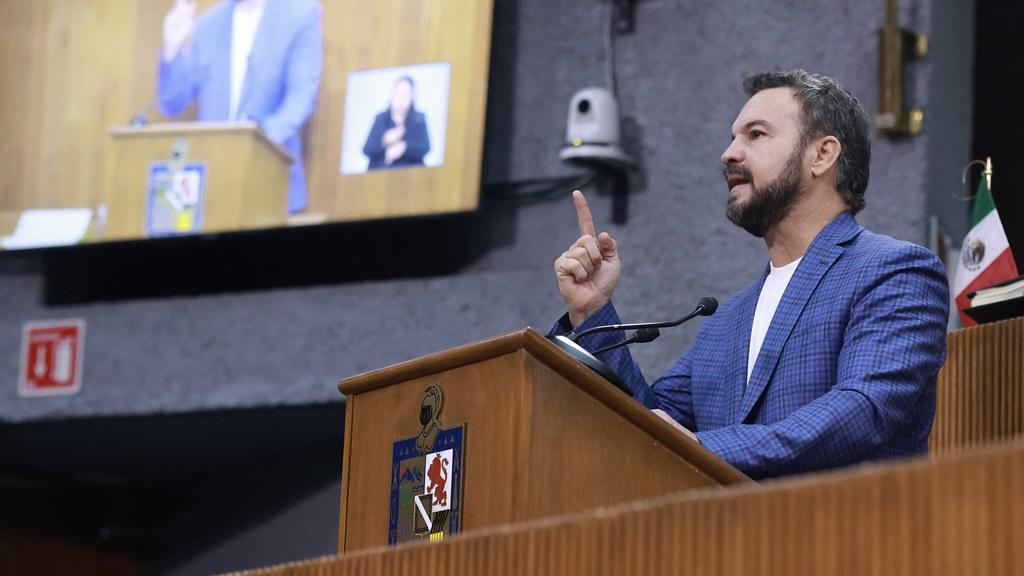 PROPONE MARIO SALINAS ATENCIÓN INTEGRAL A VIVIENDAS CON ACUMULACIÓN REITERADA DE BASURA